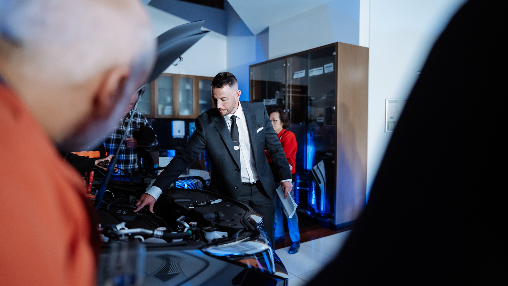 Lexus of Macarthur Know Your Lexus night