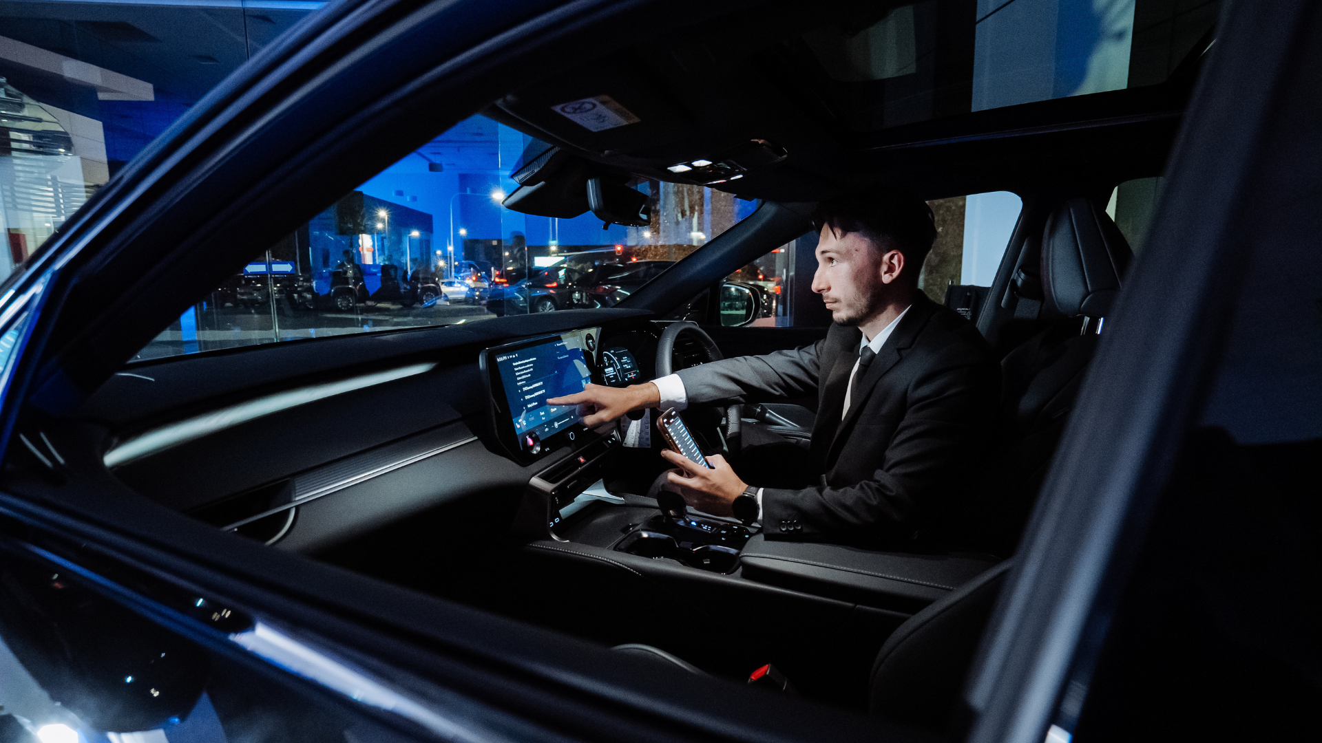 Lexus of Macarthur Know Your Lexus night